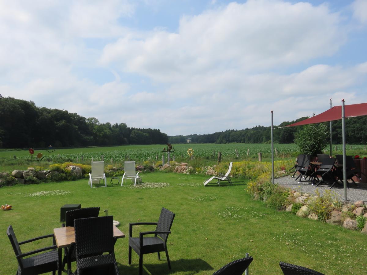 Bredeneeker Gasthaus Rastorf Екстер'єр фото